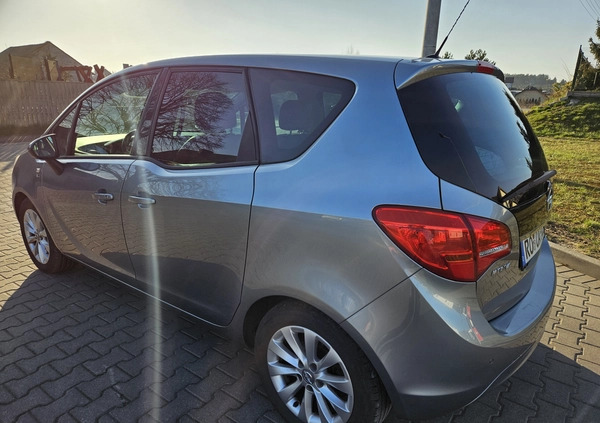 Opel Meriva cena 23400 przebieg: 160000, rok produkcji 2012 z Marki małe 56